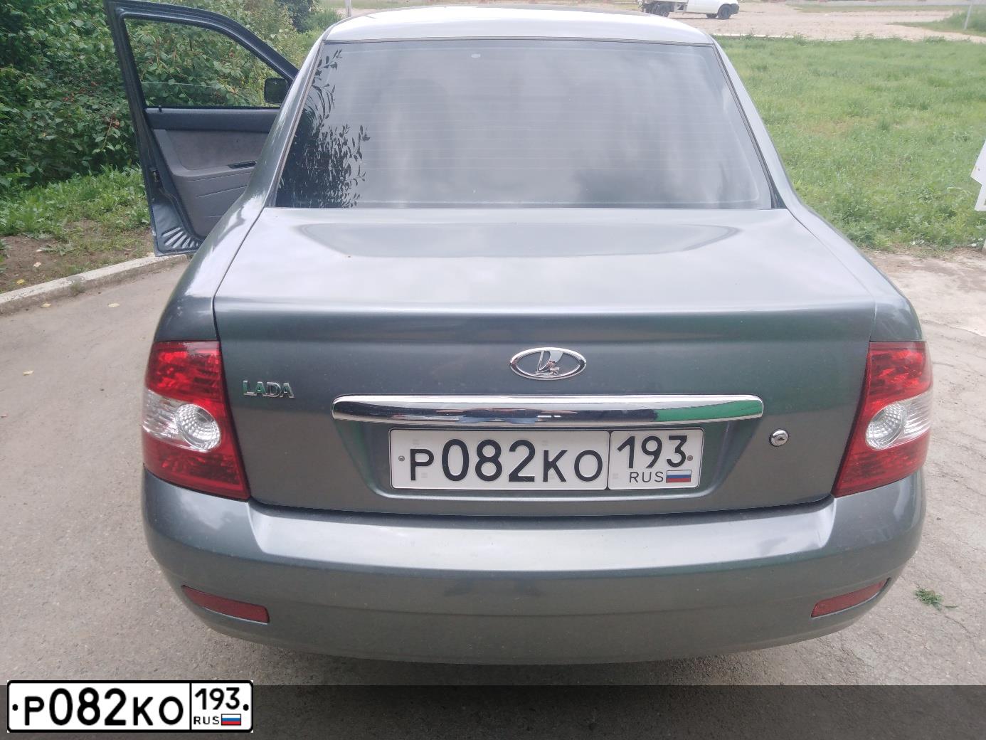 Фото автомобиля LADA 2170 PRIORA, 2007 — госномер А727НК116. Цвет: СЕРО-ЗЕЛЕНЫЙ