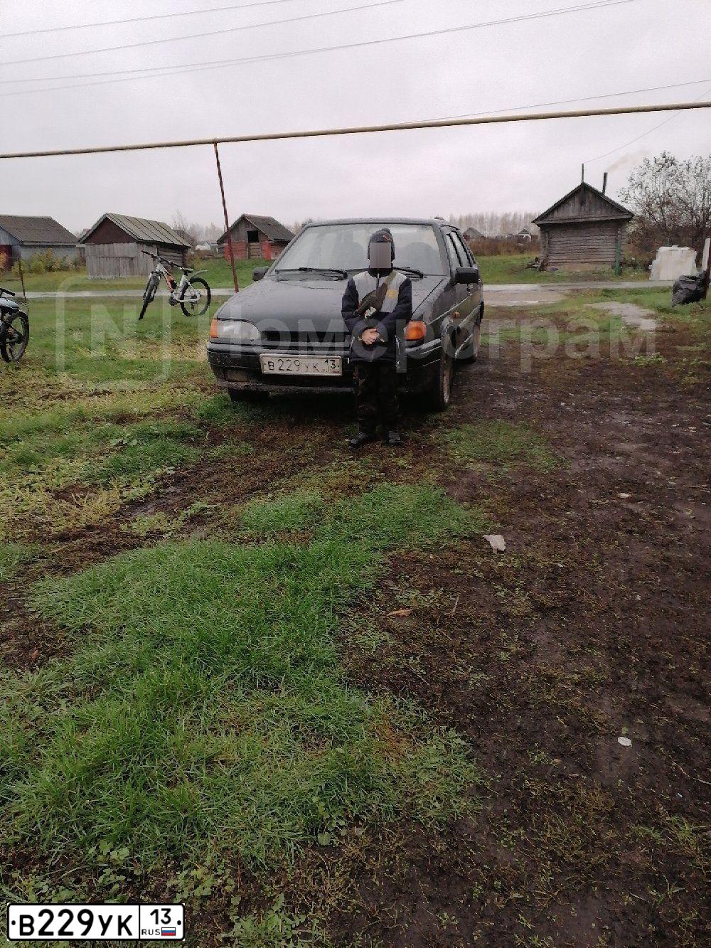 Фото автомобиля LADA 2115 SAMARA, 2008 — госномер В229УК13. Цвет: ТЕМНО-ЗЕЛЕНЫЙ