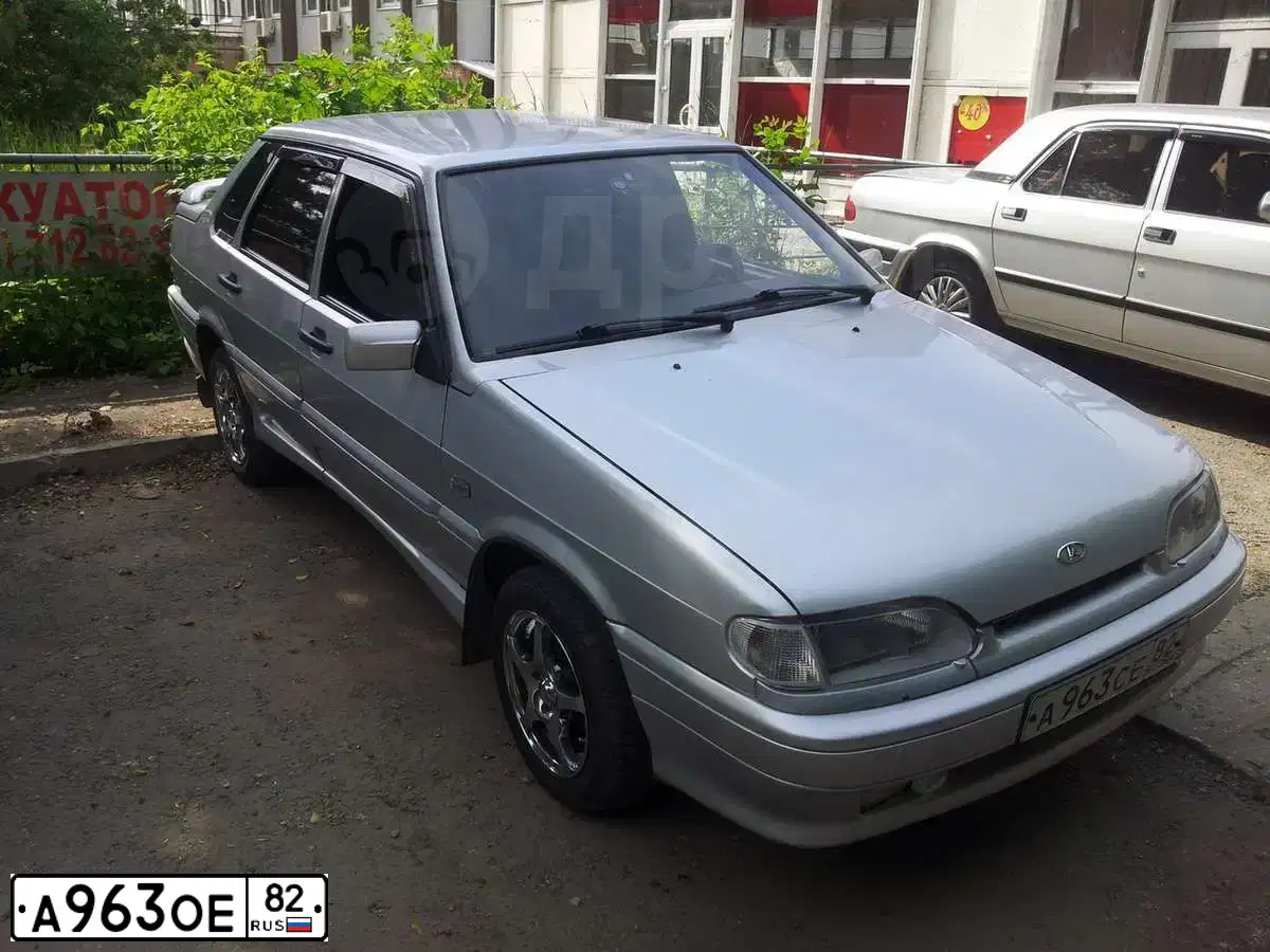 Фото автомобиля NISSAN ALMERA, 2000 — госномер О626СК90. Цвет: ВИШНЕВЫЙ
