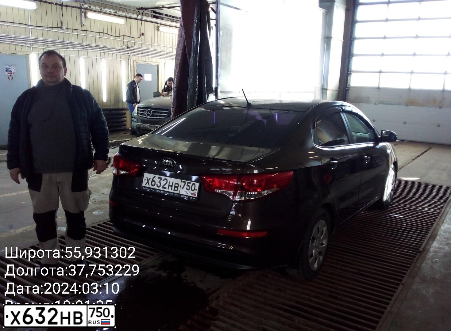 Фото автомобиля KIA RIO, 2016 — госномер К707КЕ53. Цвет: Коричневый