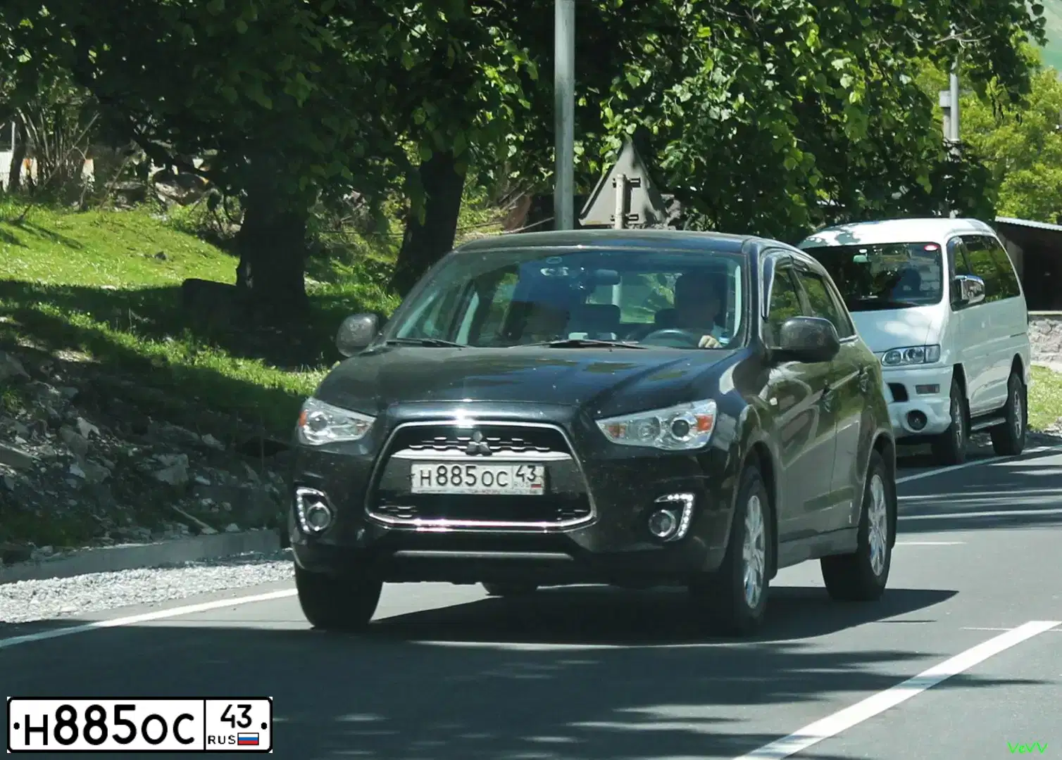 Фото автомобиля MITSUBISHI ASX, 2013 — госномер Н885ОС43. Цвет: ЧЕРНЫЙ