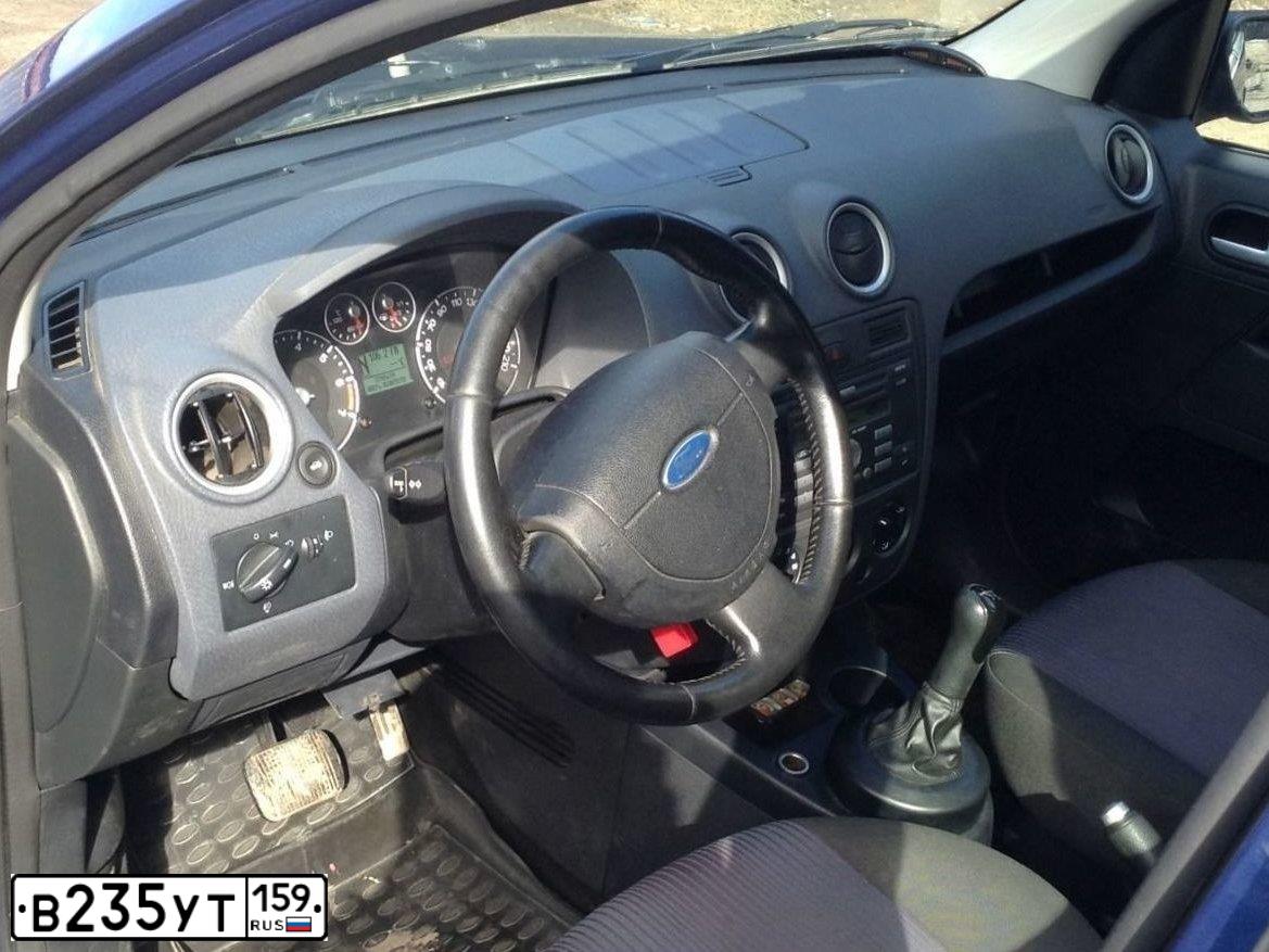 Фото автомобиля FORD FUSION, 2006 — госномер А753КВ155. Цвет: синий