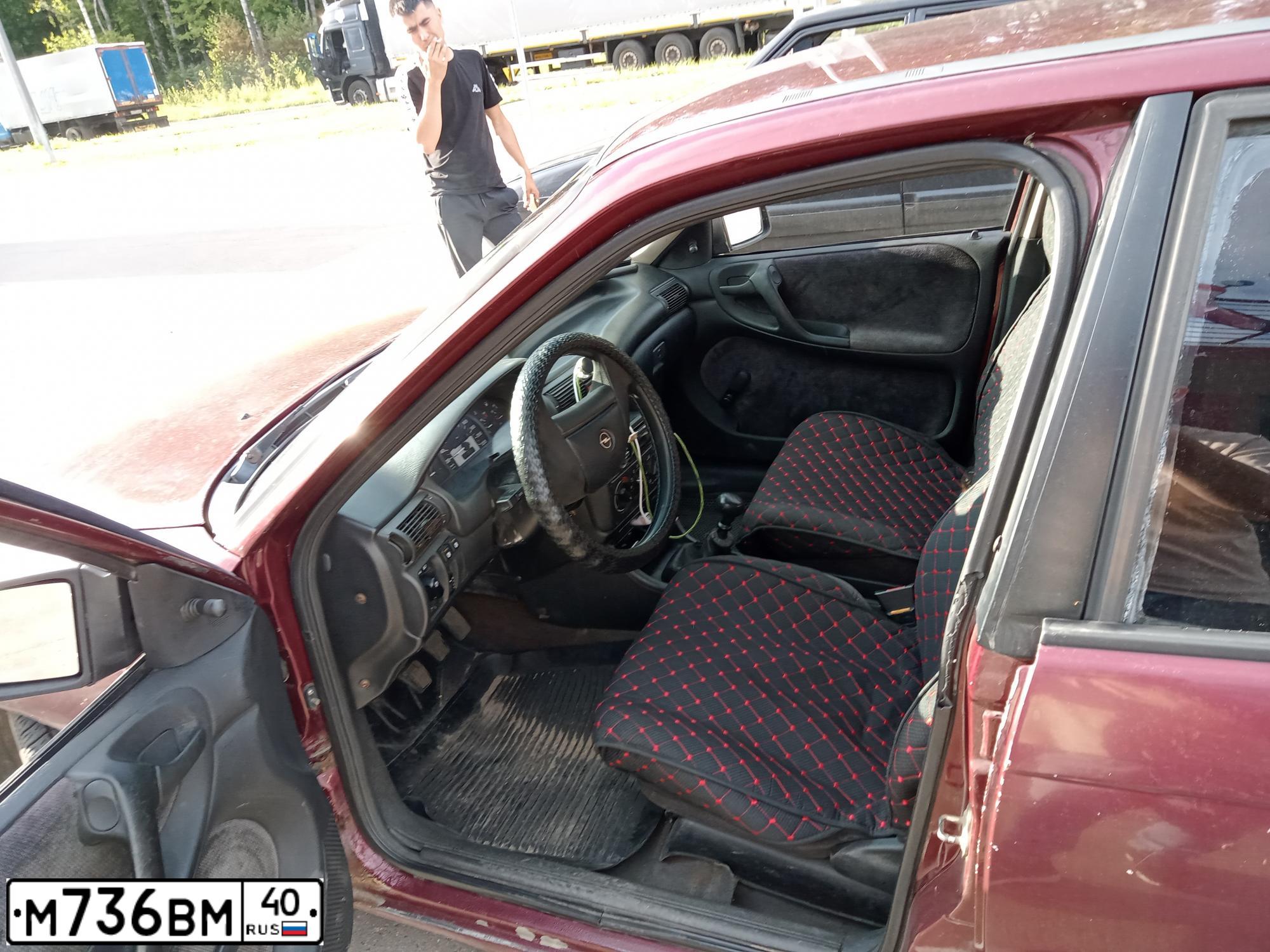 Фото автомобиля GAZ 3302, 2005 — госномер С441ОН40. Цвет: Белый
