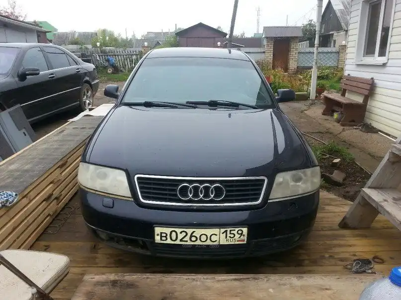 Фото автомобиля AUDI A6, 2000 — госномер С270ВК59. Цвет: СИНИЙ
