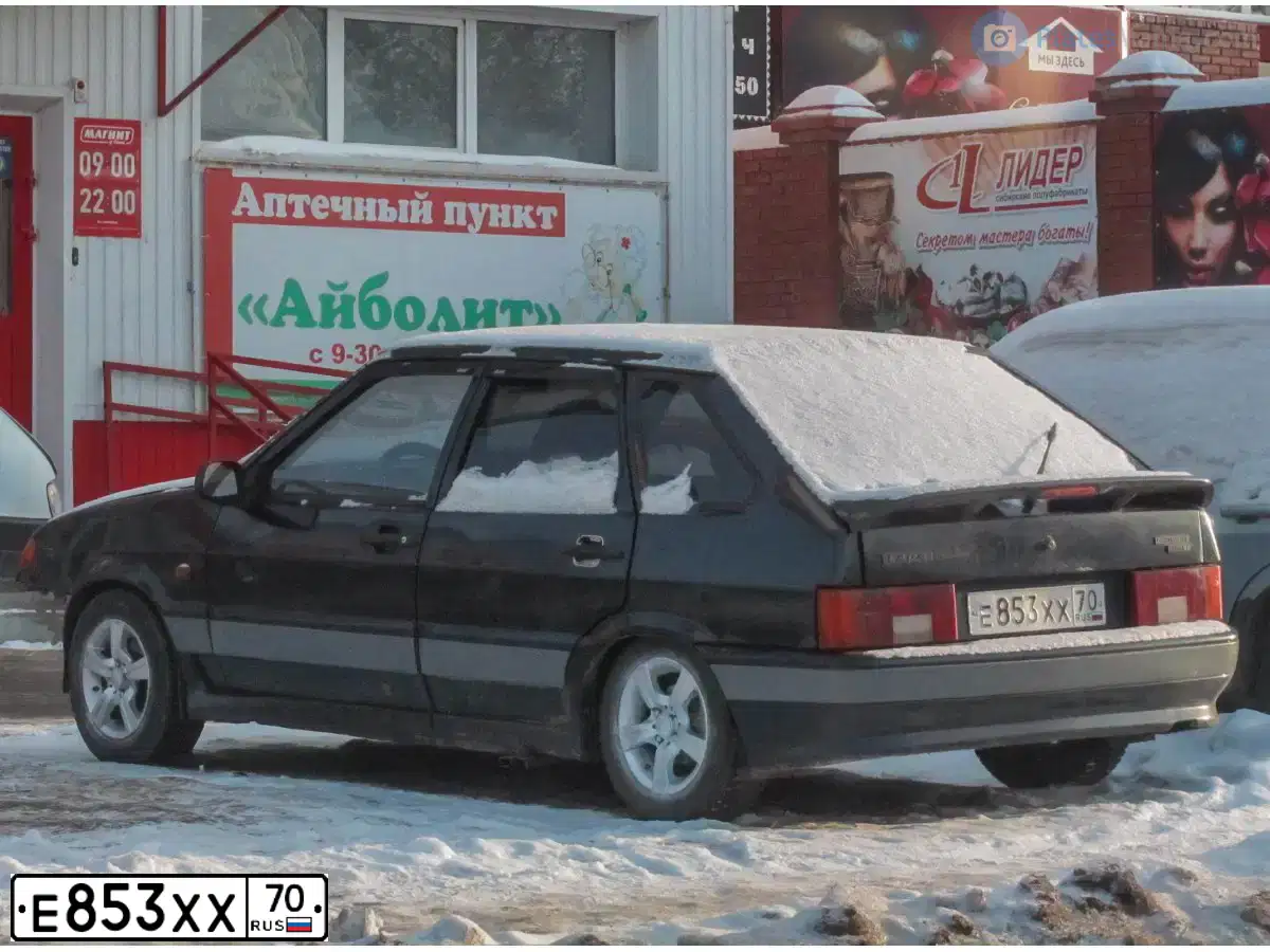 Фото автомобиля LADA 2114 SAMARA, 2005 — госномер Е853ХХ70. Цвет: ЧЕРНЫЙ