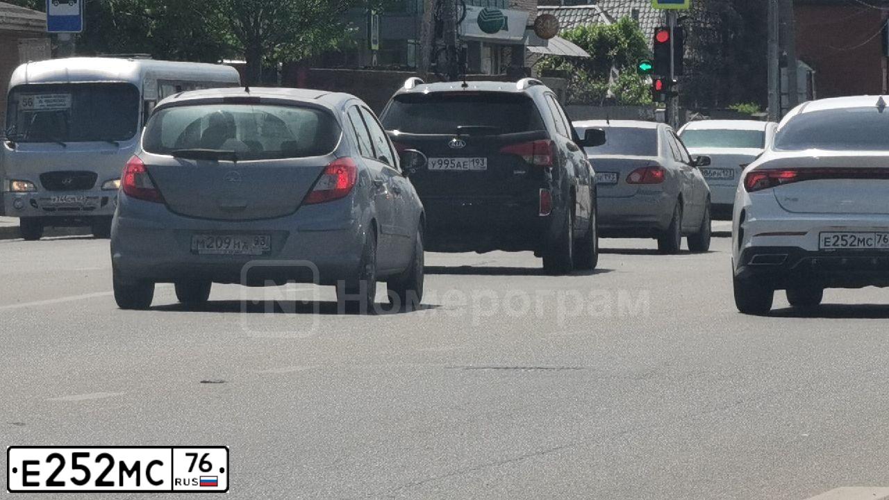 Фото автомобиля TOYOTA CAMRY, 2005 — госномер К169МА977. Цвет: ЧЕРНЫЙ