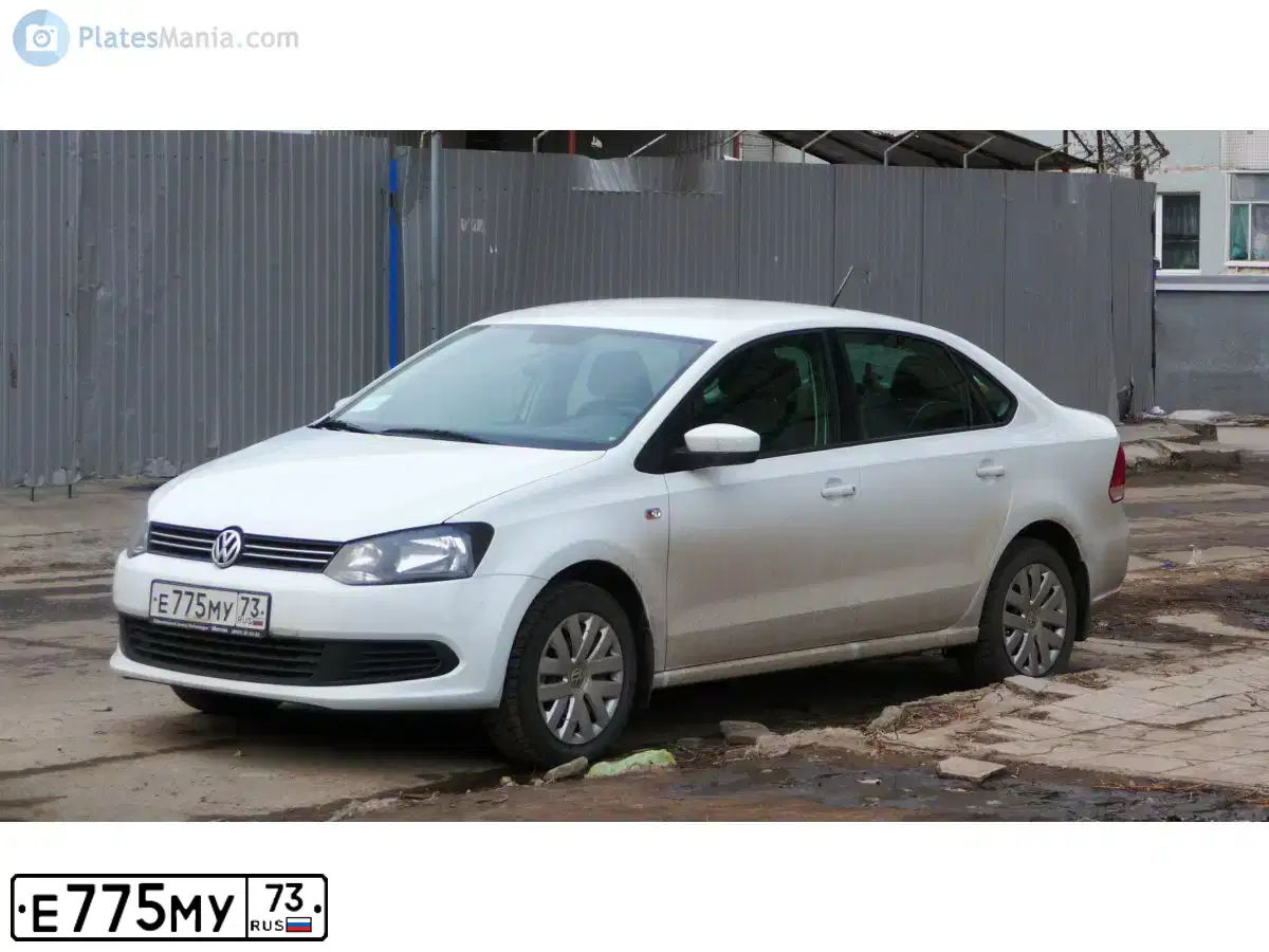 Фото автомобиля VOLKSWAGEN POLO, 2015 — госномер Е775МУ73. Цвет: БЕЛЫЙ