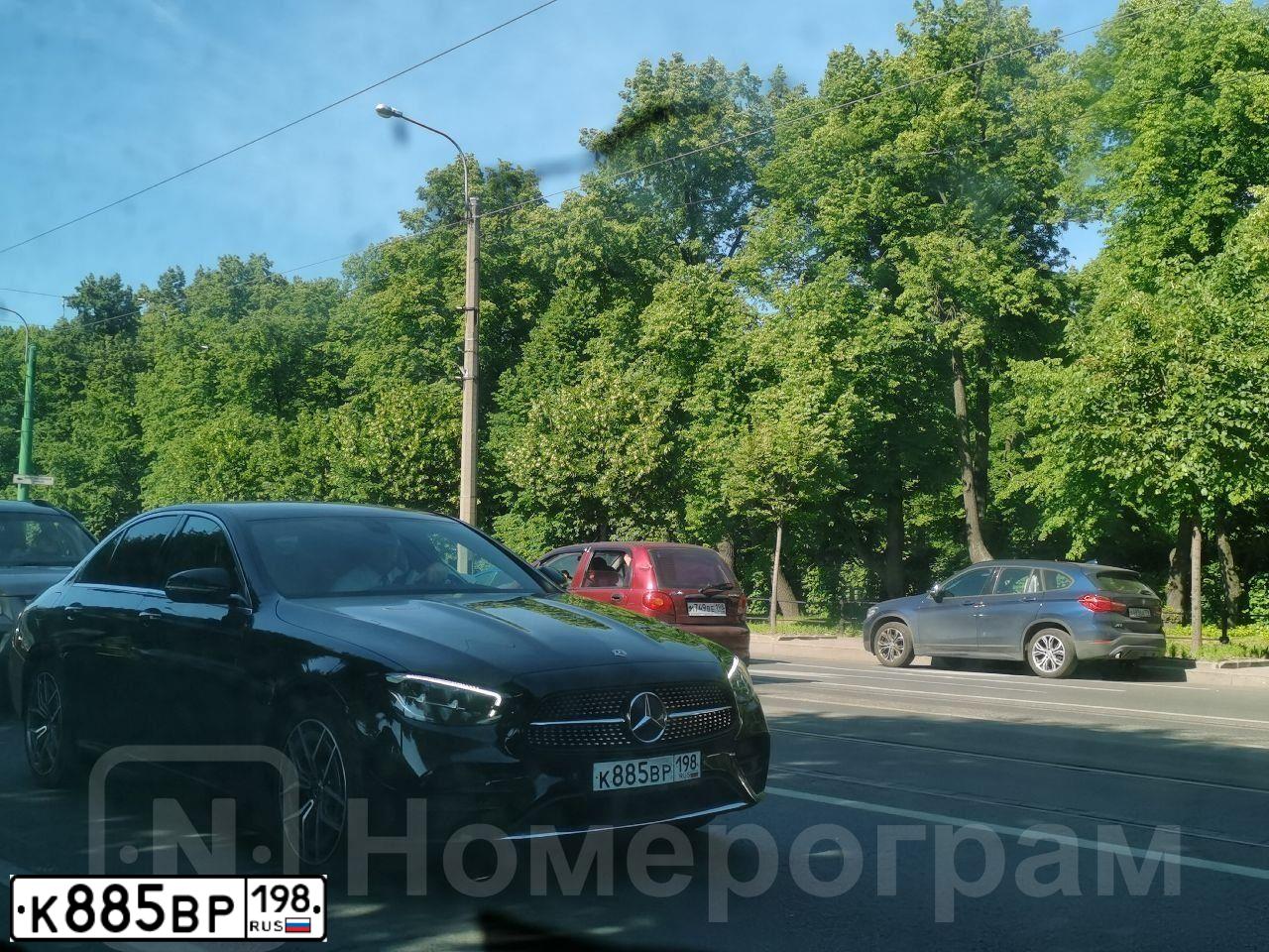 Фото автомобиля MERCEDES-BENZ E220D, 2021 — госномер У436МА60