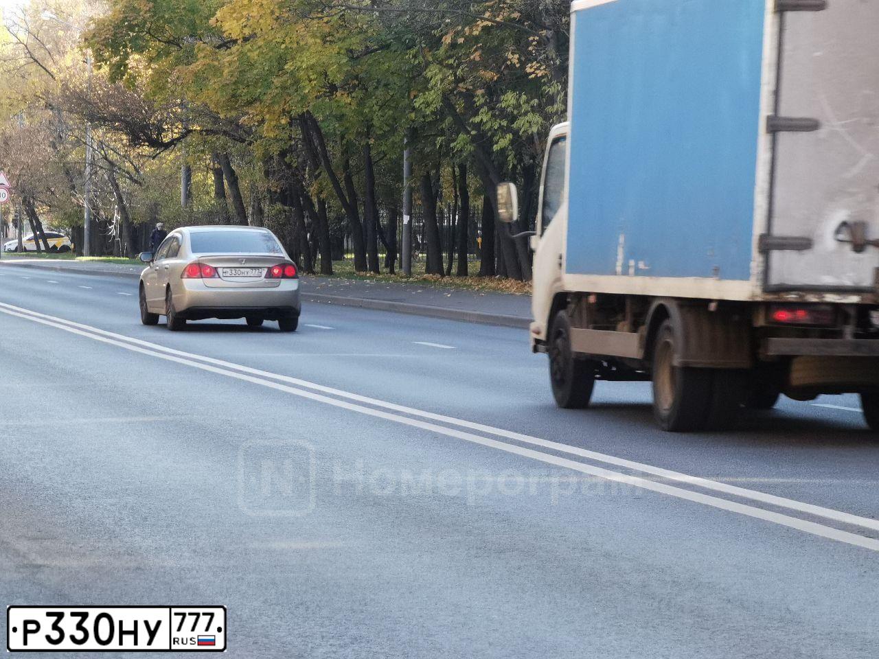 Фото автомобиля ХОНДА ЦИВИК, 2008 — госномер Р413УС69. Цвет: Серый