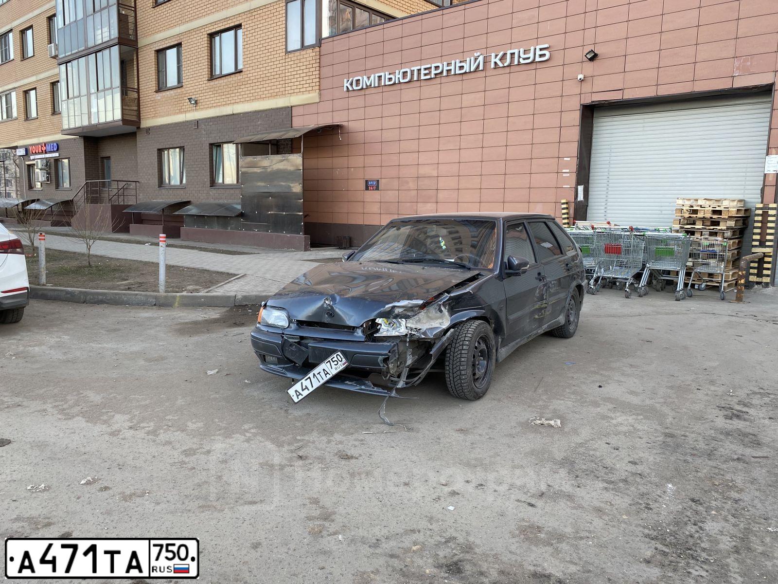 Фото автомобиля LADA 2114 SAMARA, 2012 — госномер А596СС190. Цвет: СЕРО-СИНИЙ