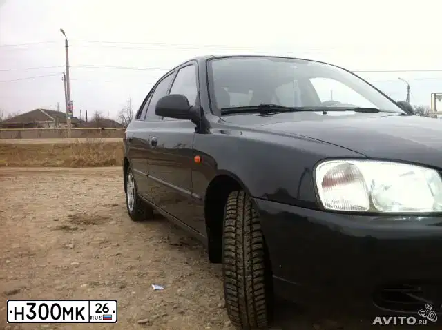 Фото автомобиля TAGAZ ACCENT, 2006 — госномер Н300МК26. Цвет: СИНИЙ