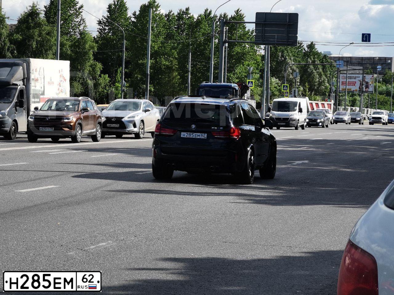 Фото автомобиля BMW X5M, 2016 — госномер М532КУ790. Цвет: ЧЕРНЫЙ