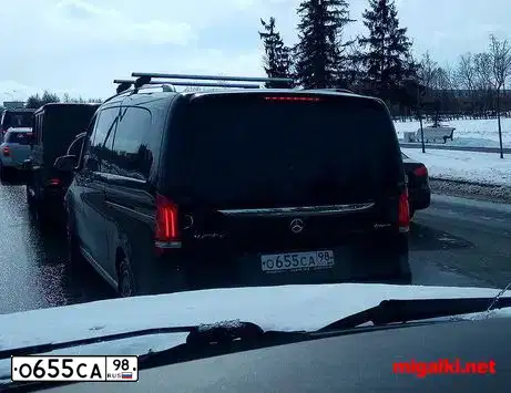 Фото автомобиля MERCEDES M-KLASSE, 2015 — госномер У061ТА178. Цвет: БЕЛЫЙ