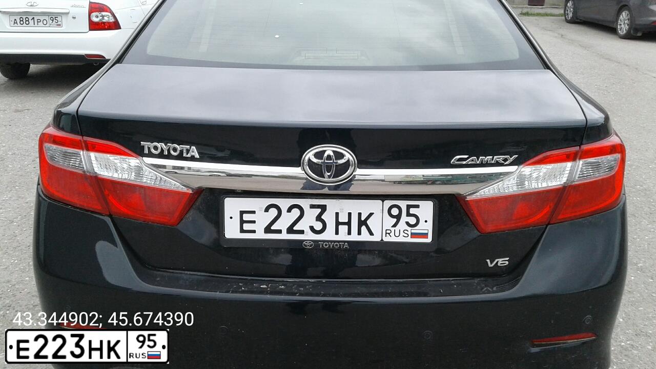 Фото автомобиля TOYOTA CAMRY, 2012 — госномер Е117ЕН95