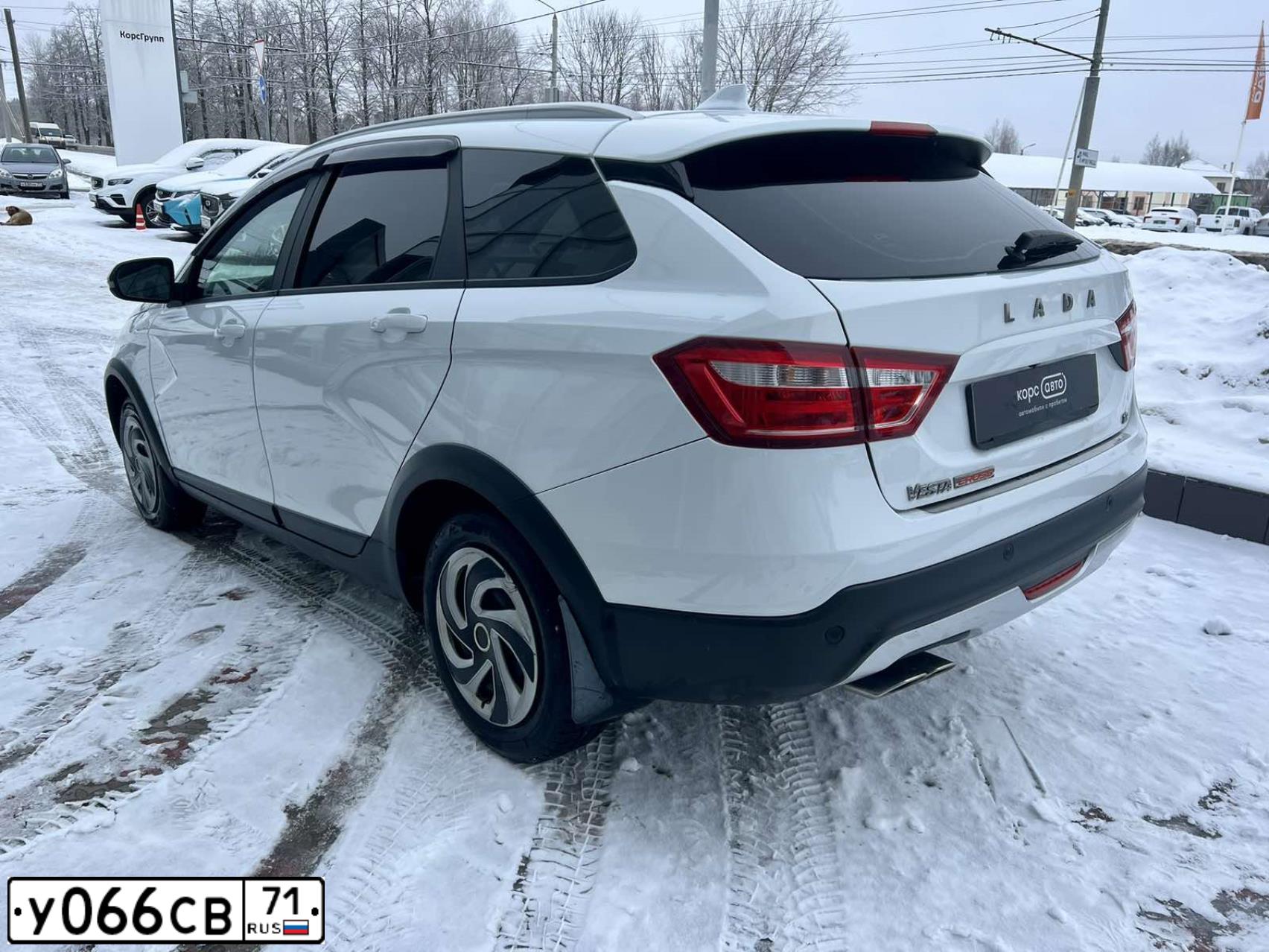 Фото автомобиля LADA VESTA, 2018 — госномер У066СВ71. Цвет: Белый