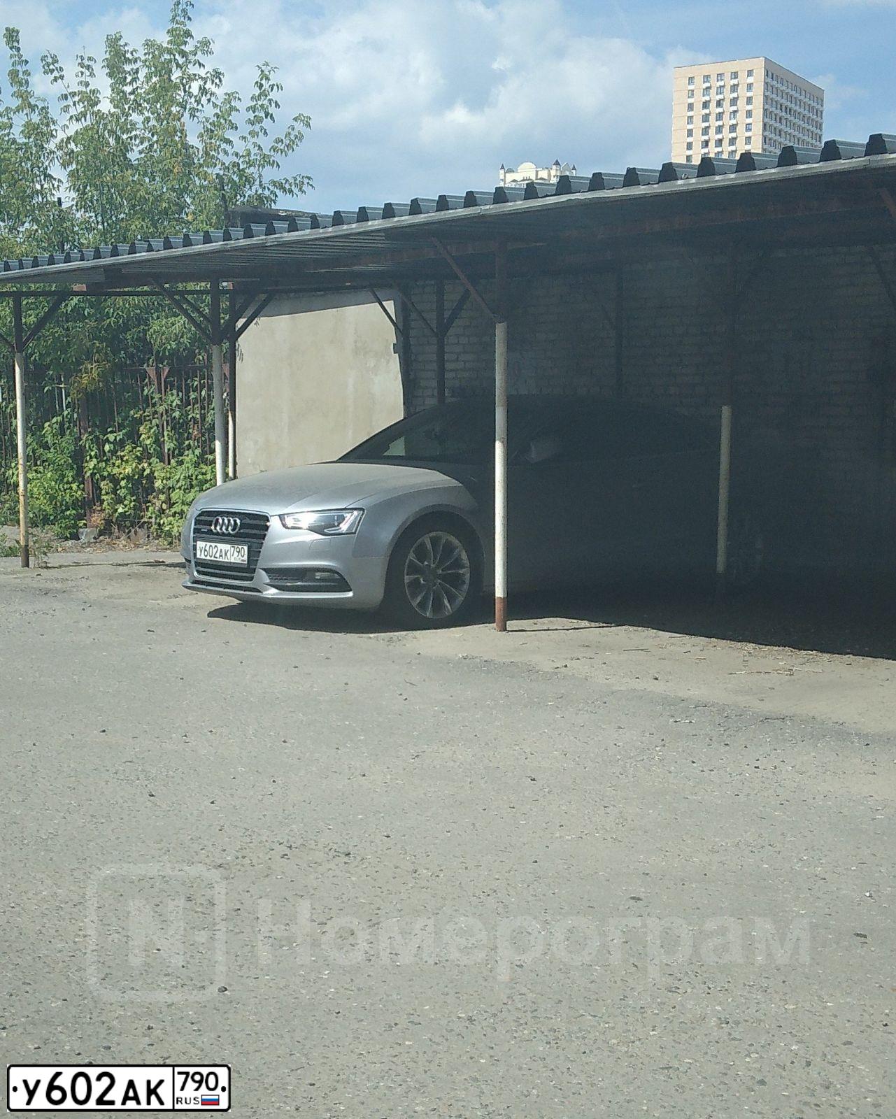 Фото автомобиля AUDI A5, 2015 — госномер К009ВЕ178. Цвет: СЕРЫЙ