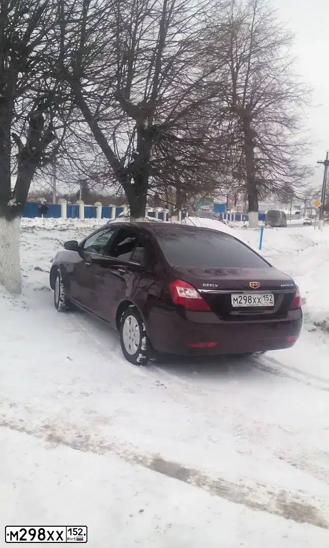 Фото автомобиля ДЖЕЛИ ЭМГРАНД ФЕ-1, 2013 — госномер Х703ОК142