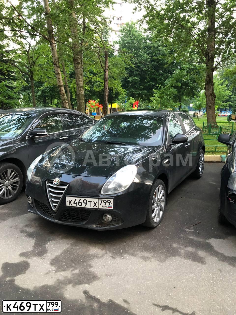 Фото автомобиля ALFAROMEO ALFA GIULIETTA, 2014 — госномер М740ТК777. Цвет: ЧЕРНЫЙ