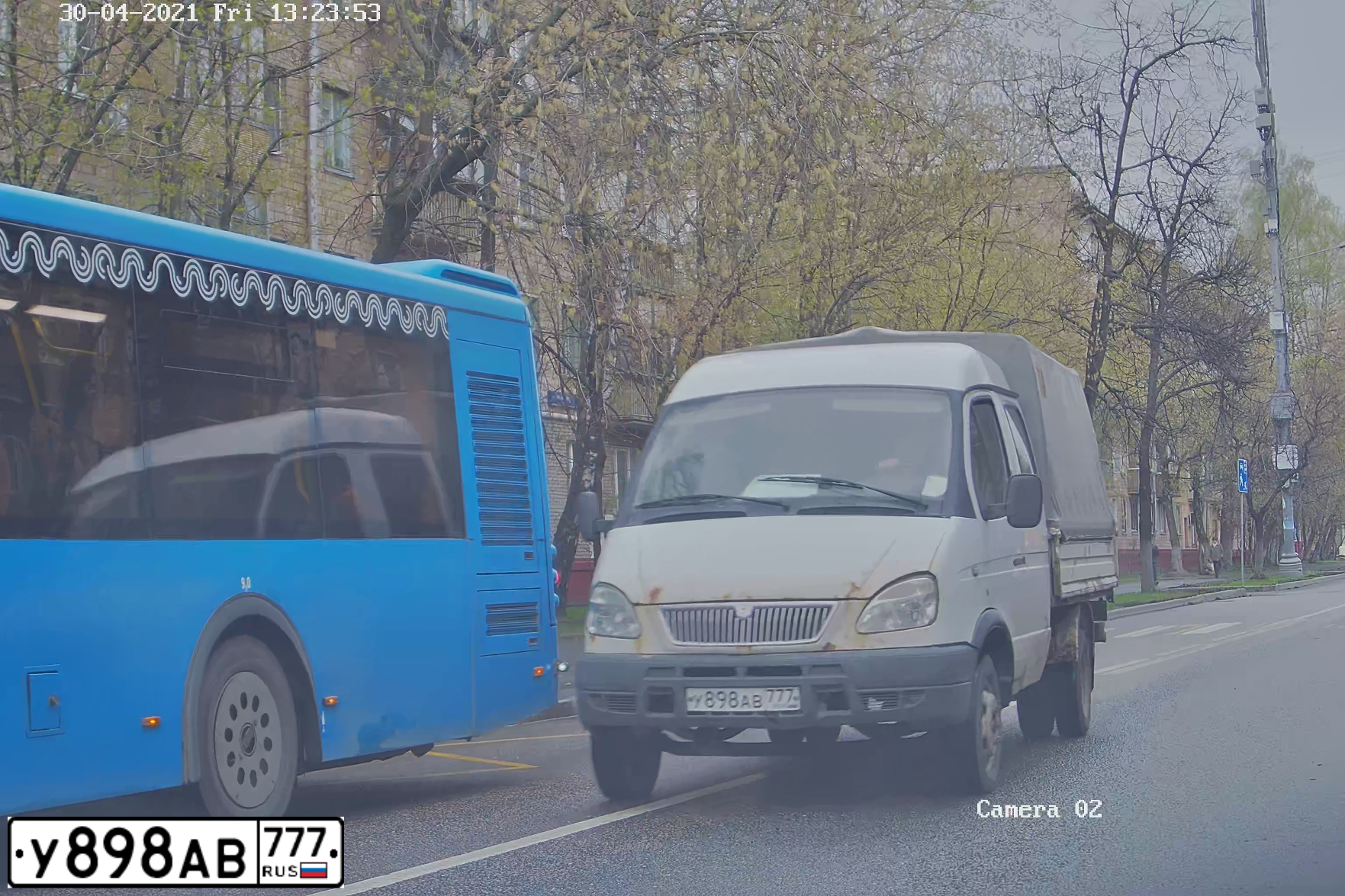 Фото автомобиля GAZ 3302, 2003 — госномер А753УМ790. Цвет: Белый