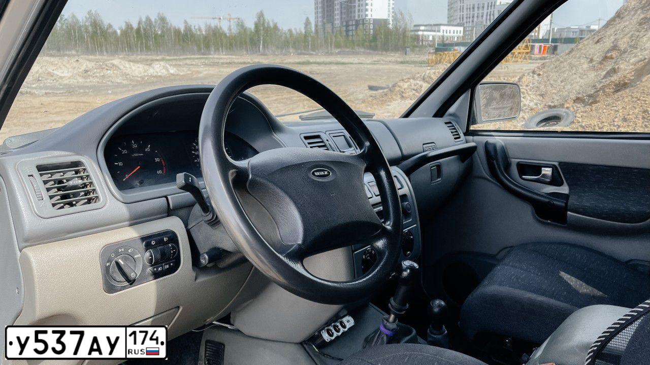 Фото автомобиля UAZ PATRIOT, 2007 — госномер С697МУ196. Цвет: Серый