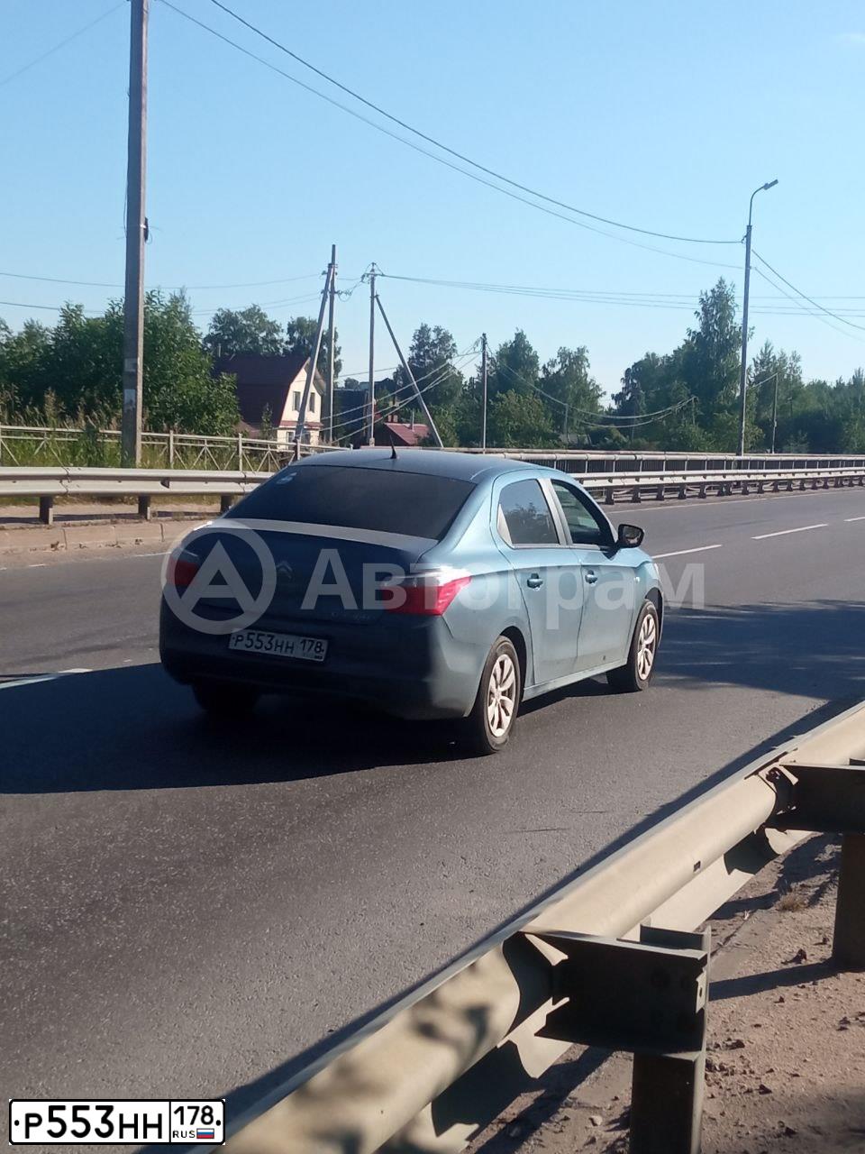 Фото автомобиля CITROEN C-ELYSEE, 2014 — госномер Р553НН178. Цвет: ТЕМНО-ГОЛУБОЙ