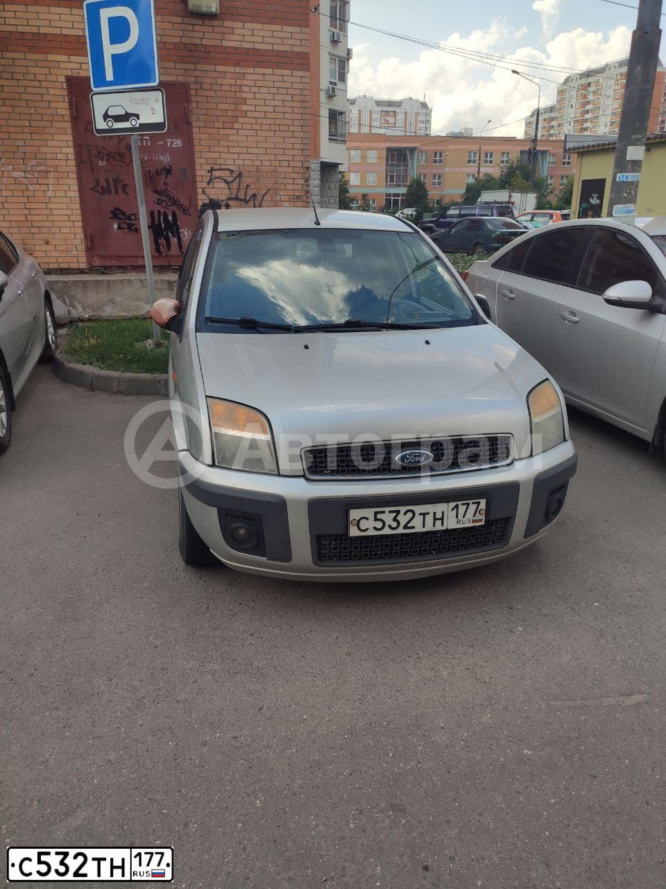 Фото автомобиля FORD FUSION, 2006 — госномер М807УУ716