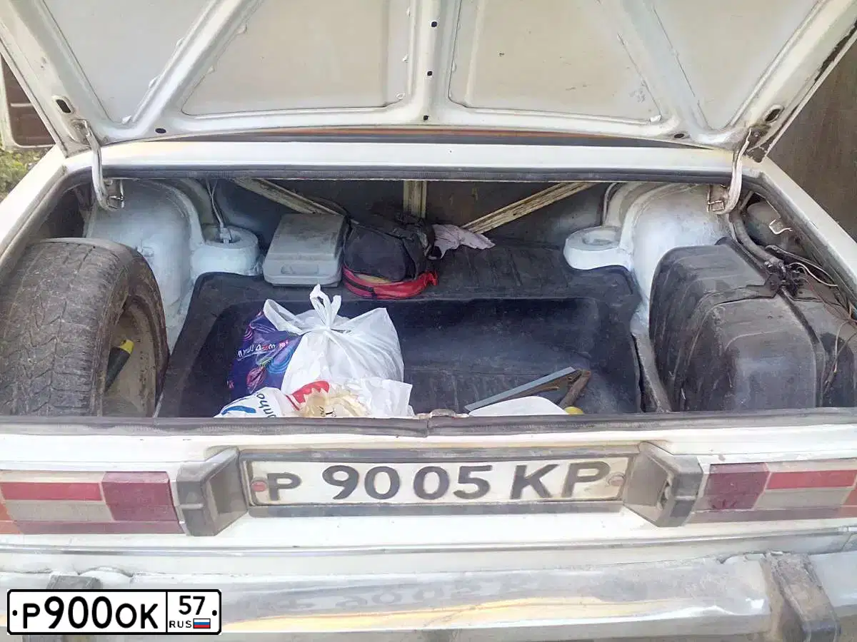 Фото автомобиля FORD GALAXY, 2005 — госномер Р900ОК57. Цвет: СИНИЙ