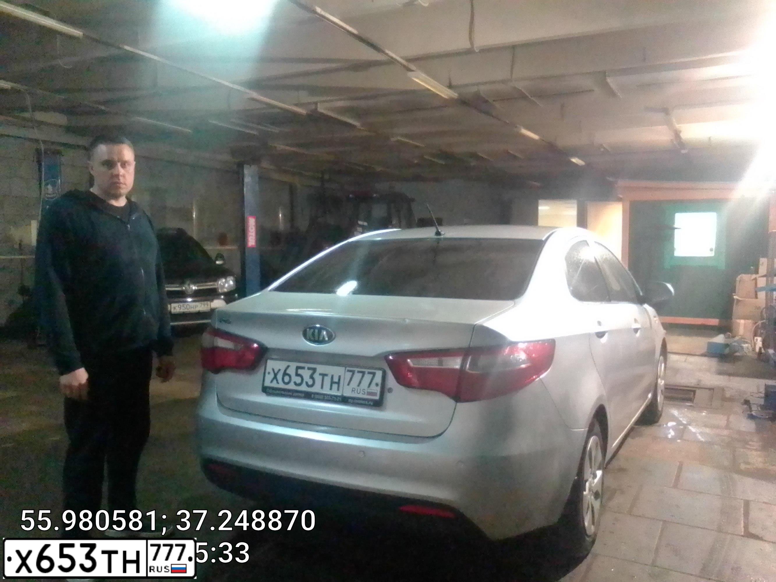 Фото автомобиля KIA RIO, 2015 — госномер Х653ТН777. Цвет: СЕРЕБРИСТЫЙ