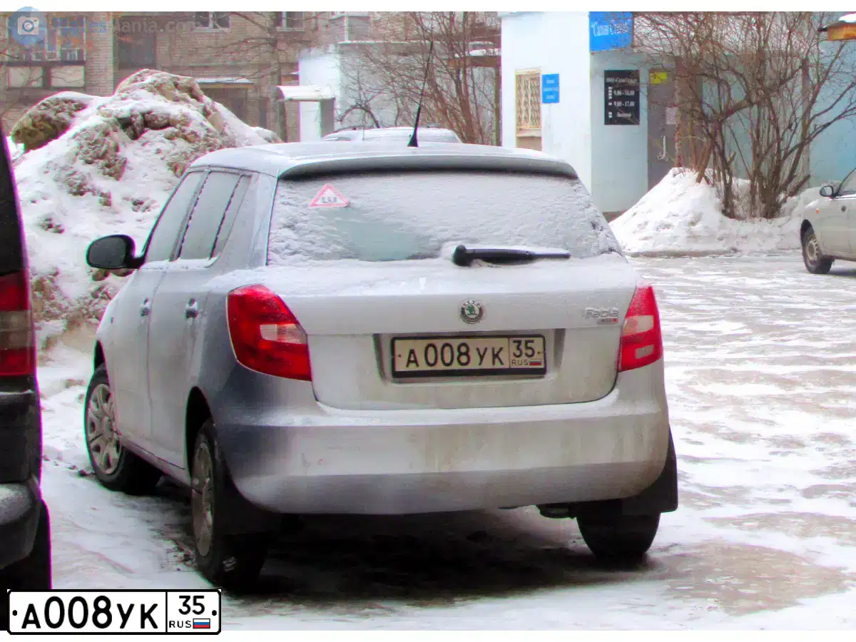 Фото автомобиля LADA 2107, 2010 — госномер А008УК35. Цвет: ТЕМНО-ВИШНЕВЫЙ