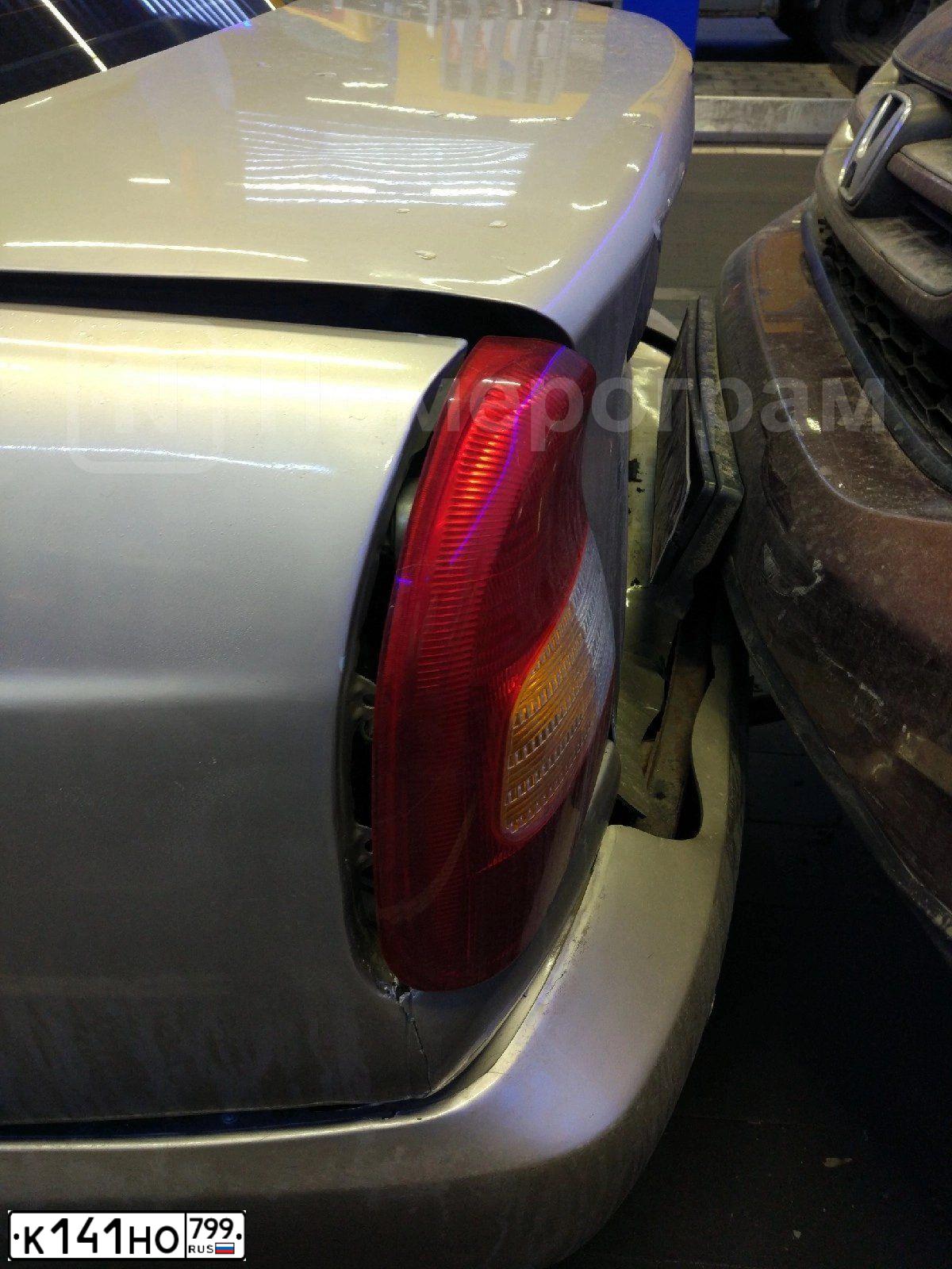 Фото автомобиля HYUNDAI ACCENT, 2004 — госномер С422ОО790. Цвет: БЕЖЕВЫЙ