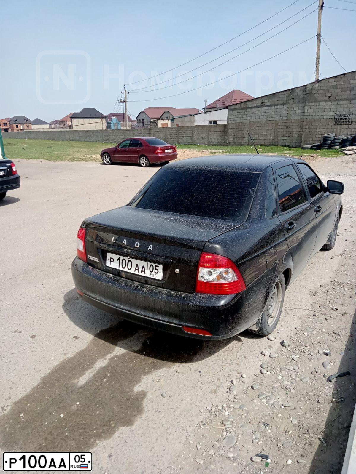 Фото автомобиля LADA 2170 PRIORA, 2013 — госномер Р100АА05. Цвет: СИНЕ-ЧЕРНЫЙ