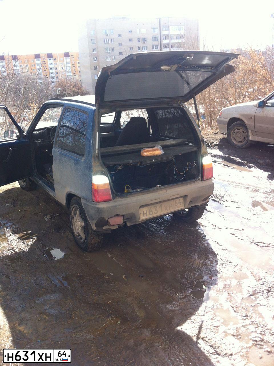 Фото автомобиля SEAZ OKA, 2001 — госномер В600НУ164. Цвет: сине-зеленый