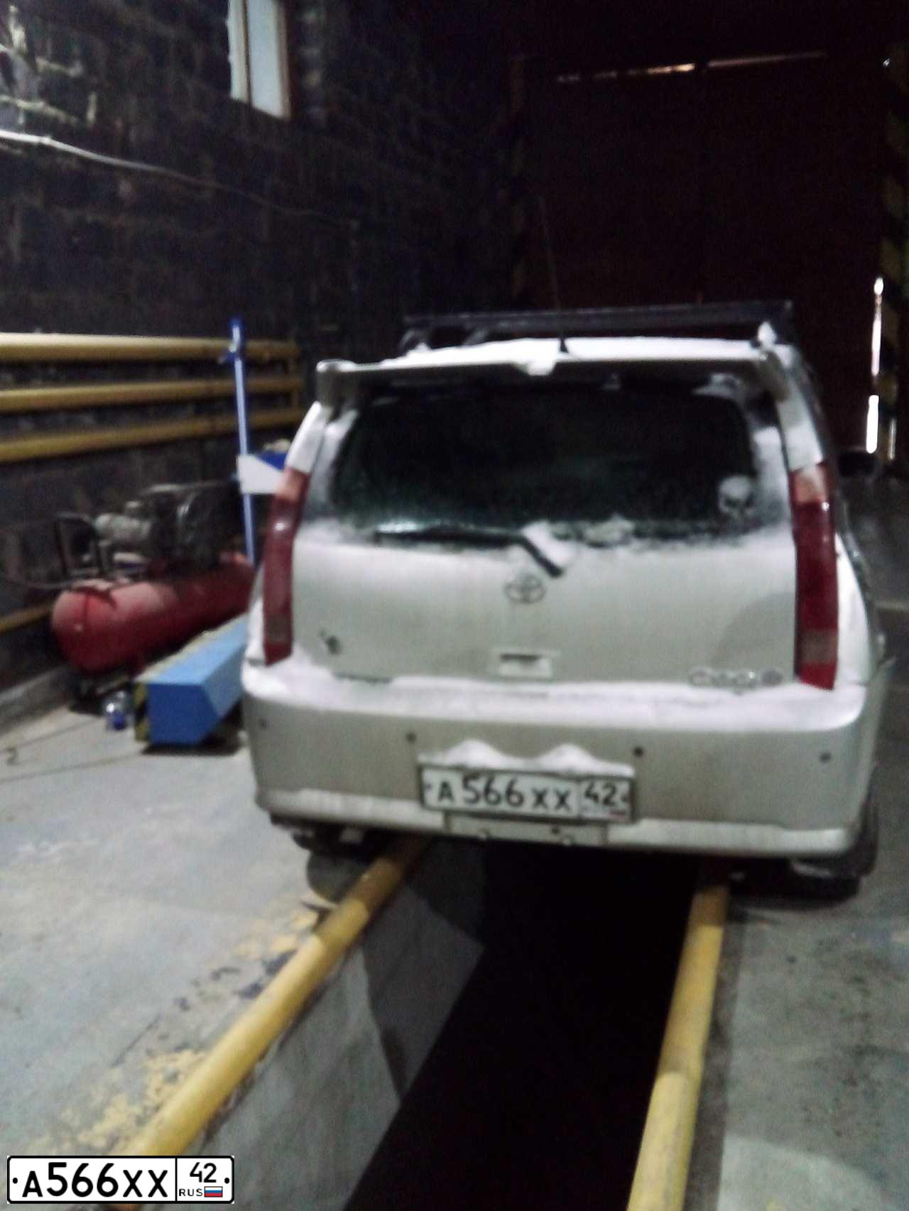 Фото автомобиля TOYOTA OPA, 2000 — госномер Х794АХ154
