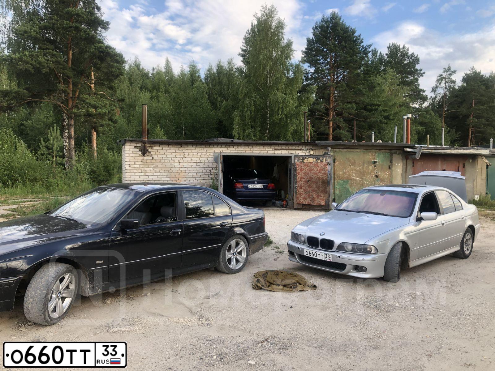 Фото автомобиля BMW SERIE 5, 2000 — госномер О660ТТ33. Цвет: СЕРЕБРИСТЫЙ