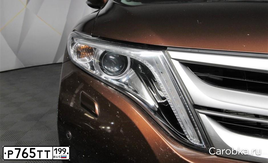 Фото автомобиля TOYOTA VENZA, 2014 — госномер Р765ТТ199. Цвет: ТЕМНО-КОРИЧНЕВЫЙ
