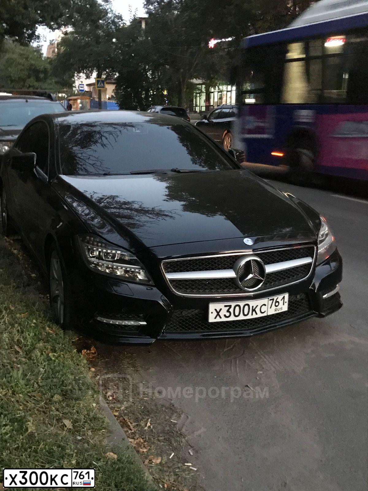 Фото автомобиля МЕРСЕДЕС-БЕНЦ CLS350, 2013 — госномер О595ОС761. Цвет: ЧЕРНЫЙ