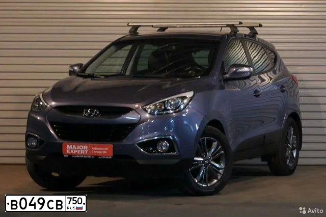 Фото автомобиля HYUNDAI IX35, 2014 — госномер В049СВ750. Цвет: СИНИЙ