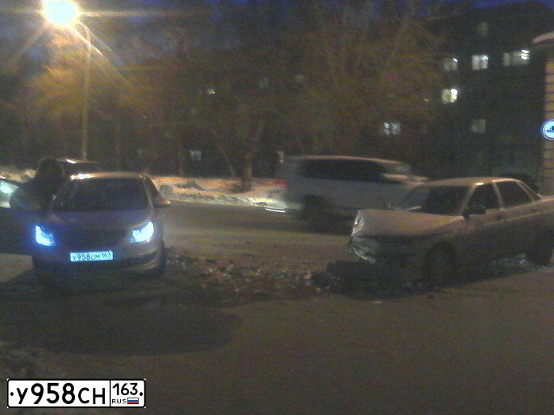 Фото автомобиля HYUNDAI SOLARIS, 2014 — госномер К813МВ702. Цвет: Белый