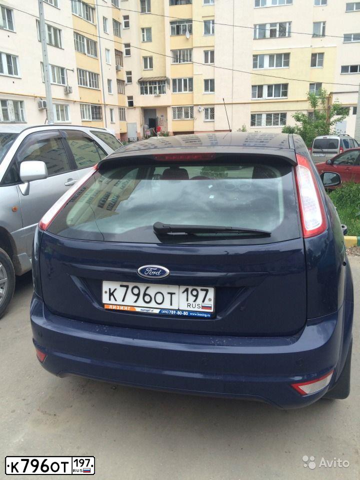 Фото автомобиля FORD FOCUS, 2011 — госномер В158ВК550. Цвет: Темно-синий