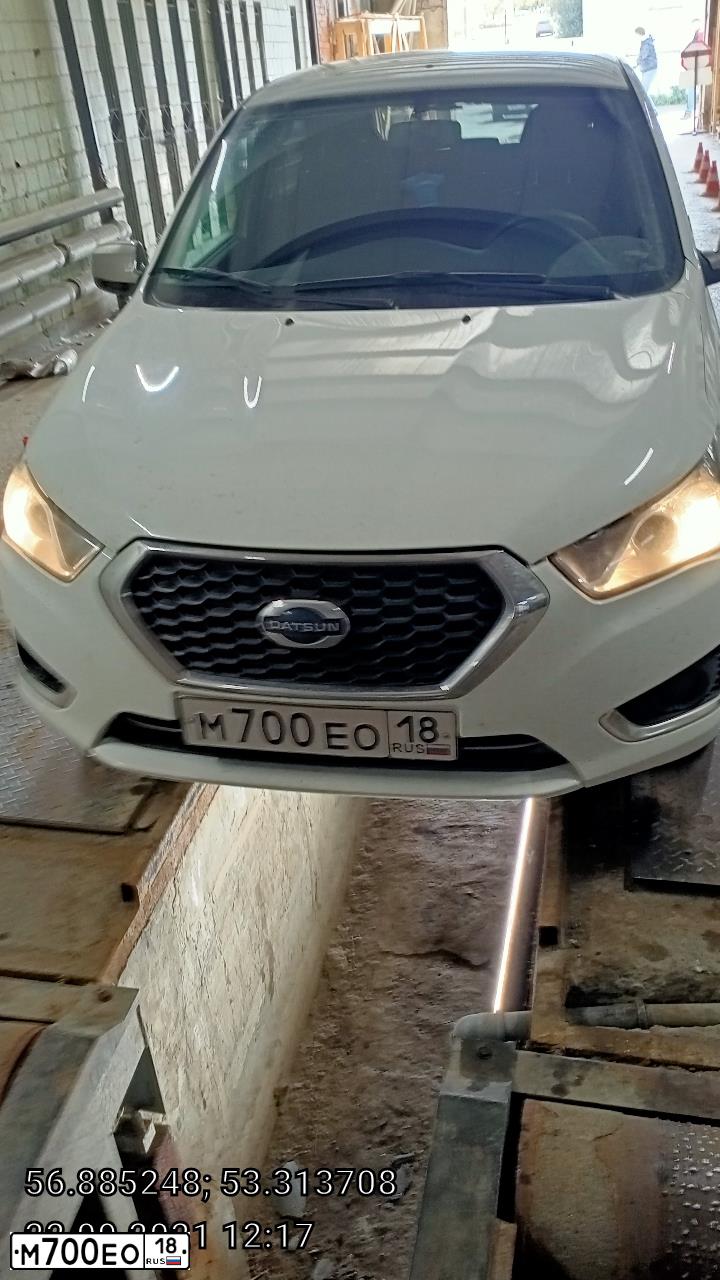 Фото автомобиля LADA VESTA, 2017 — госномер С920РТ18. Цвет: СЕРЫЙ