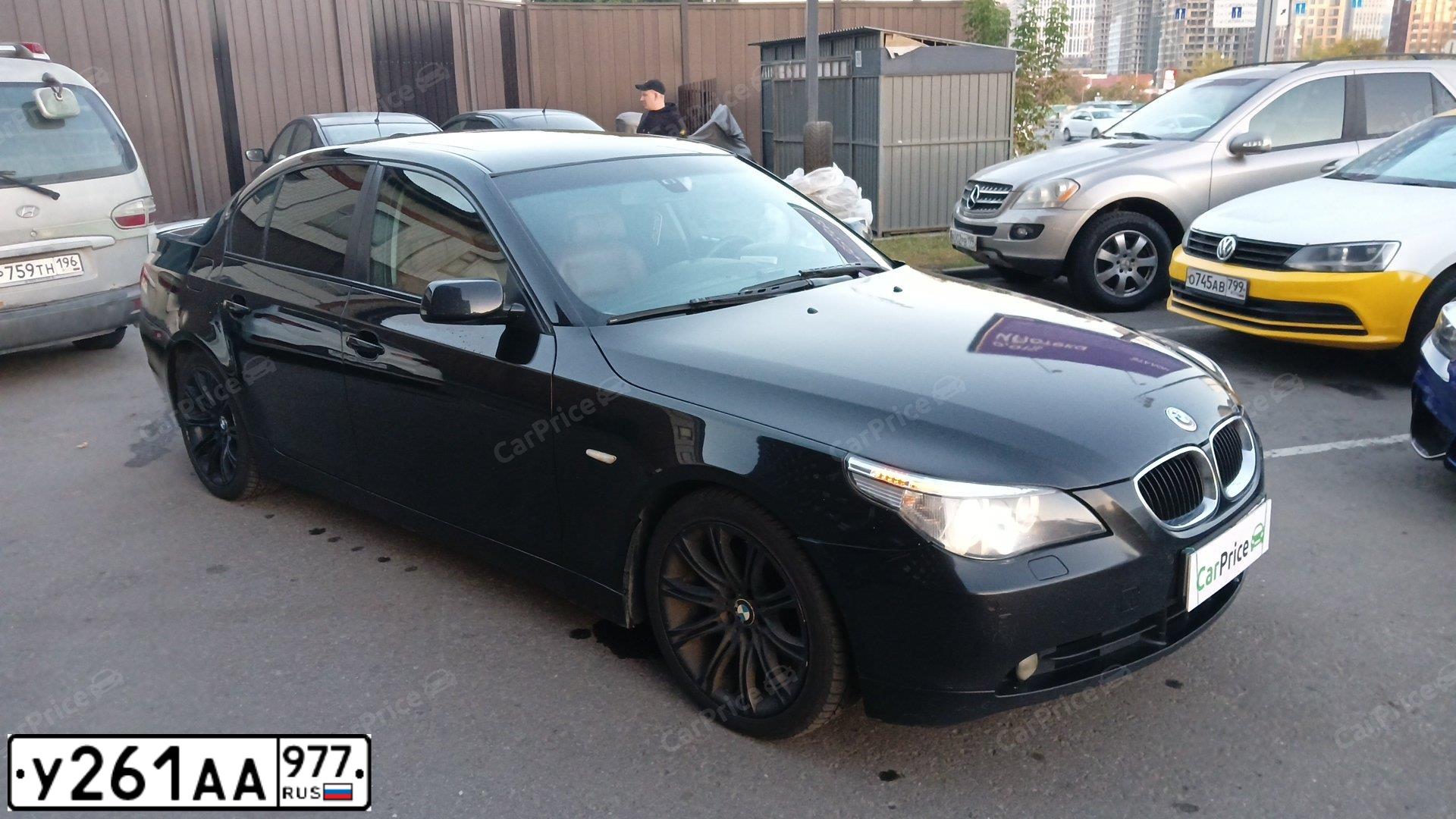 Фото автомобиля BMW 530I, 2004 — госномер Р452ХЕ774