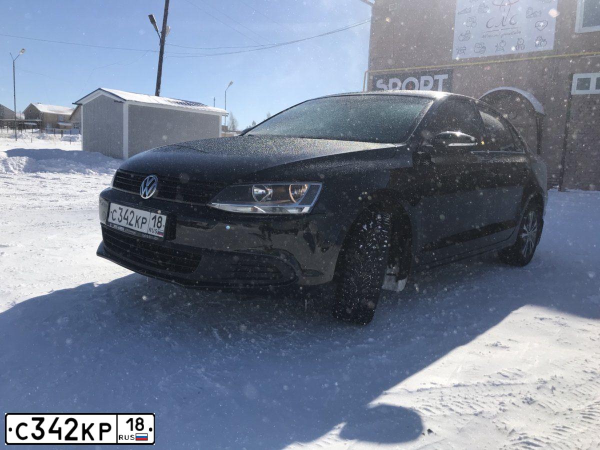 Фото автомобиля VOLKSWAGEN JETTA, 2013 — госномер М328МТ716. Цвет: ЧЕРНЫЙ
