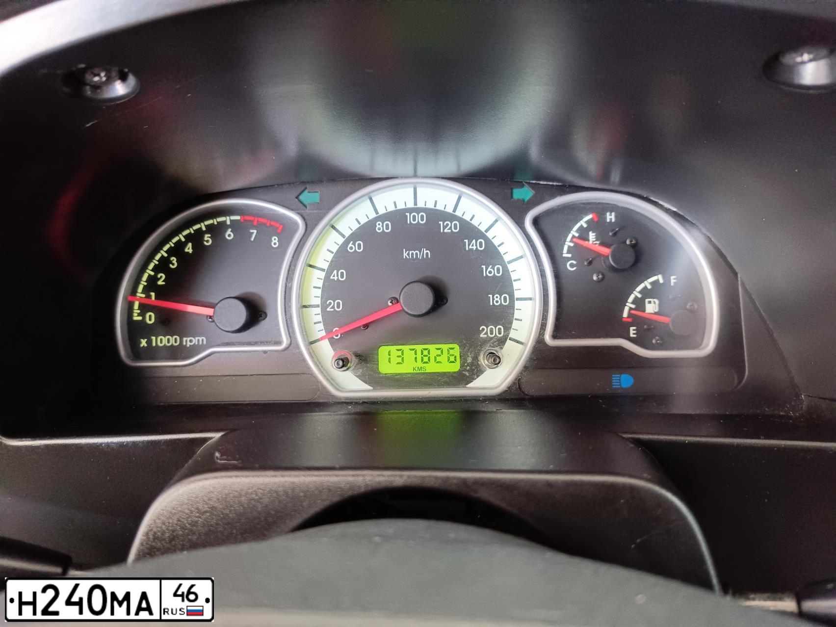 Фото автомобиля DAEWOO NEXIA, 2013 — госномер С198УЕ62. Цвет: Бледно-Черный
