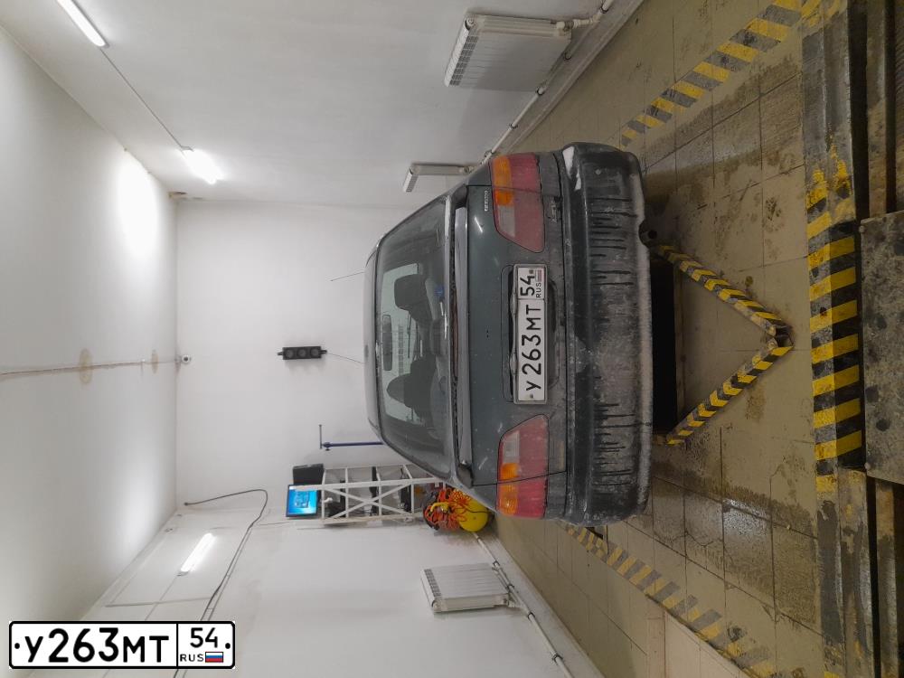 Фото автомобиля HONDA CIVIC, 2000 — госномер У263МТ54