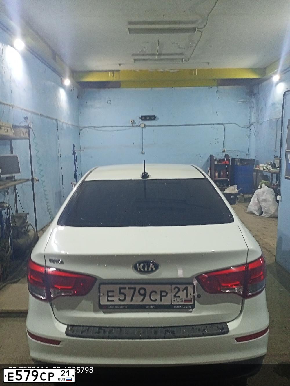 Фото автомобиля KIA RIO, 2017 — госномер О840ВВ716. Цвет: Белый