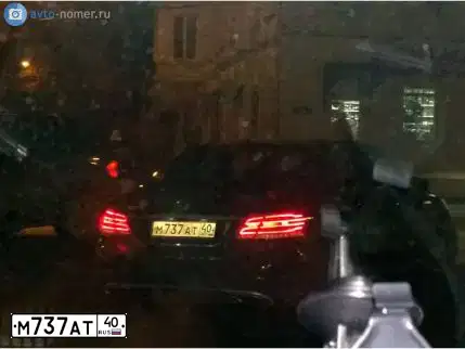 Фото автомобиля MERCEDES-BENZ E200, 2013 — госномер У847КО716