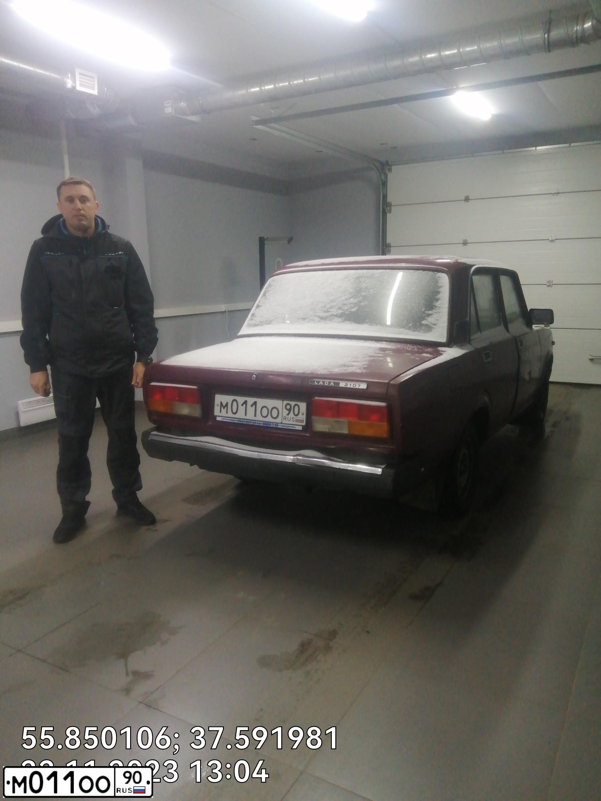 Фото автомобиля TOYOTA RAV4, 2007 — госномер М011ОО90. Цвет: Т.СЕРЫЙ