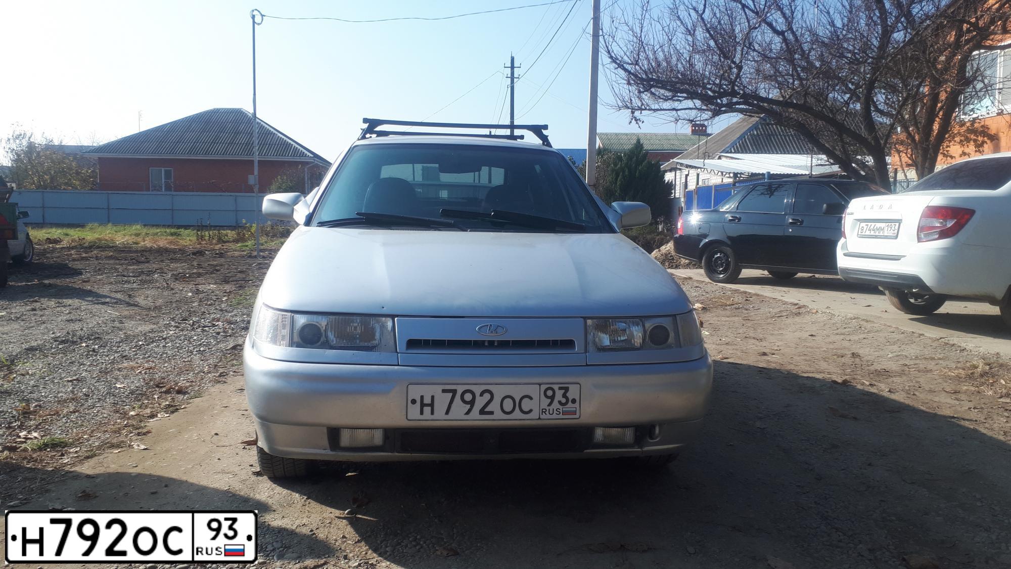 Фото автомобиля LADA 2112 LADA, 2004 — госномер Н792ОС93. Цвет: СВЕТЛО-СЕРЕБРИСТЫЙ МЕТАЛЛ
