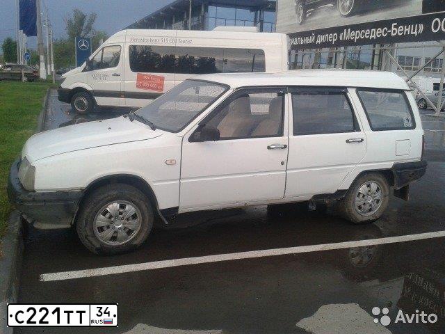 Фото автомобиля IZH 2126, 2004 — госномер О950РН34. Цвет: БЕЛАЯ БЕЛАЯ