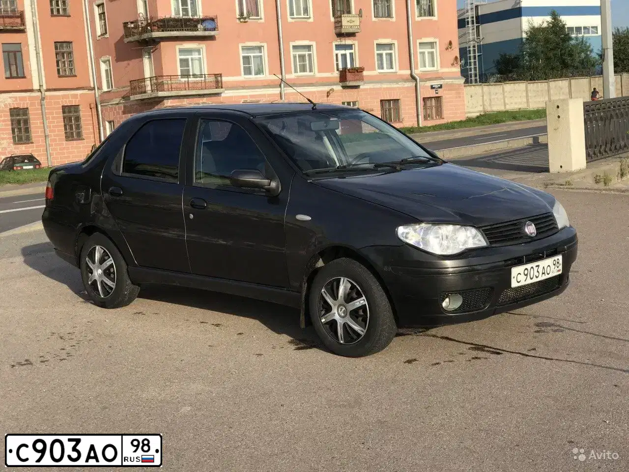Фото автомобиля FIAT ALBEA, 2007 — госномер С903АО98. Цвет: СЕРЫЙ АНДЕРГРАУНД